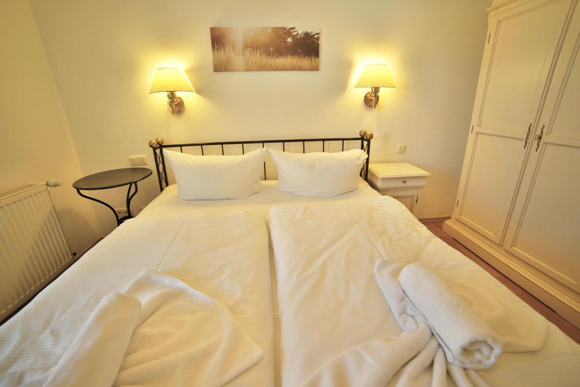 Ferienwohnung Binzer Strandgut Im Haus Jahreszeiten Binz Ngoại thất bức ảnh